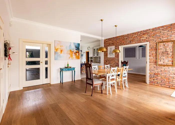 The Blue Doors By Bookinghost Appartamento