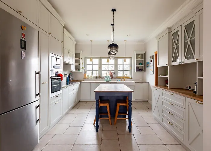 The Blue Doors By Bookinghost